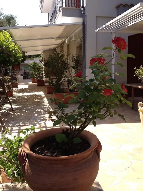 Il Giardino Dei Limoni Bed & Breakfast Aci Castello