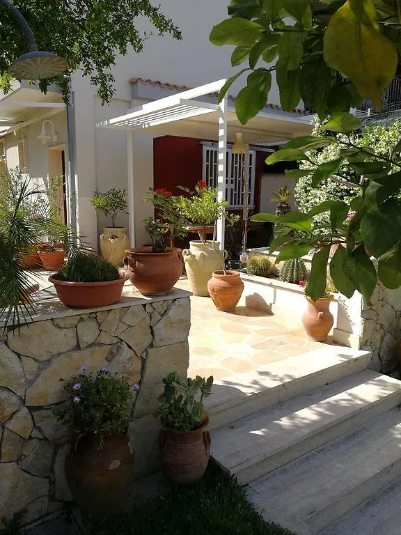 Il Giardino Dei Limoni Bed & Breakfast Aci Castello